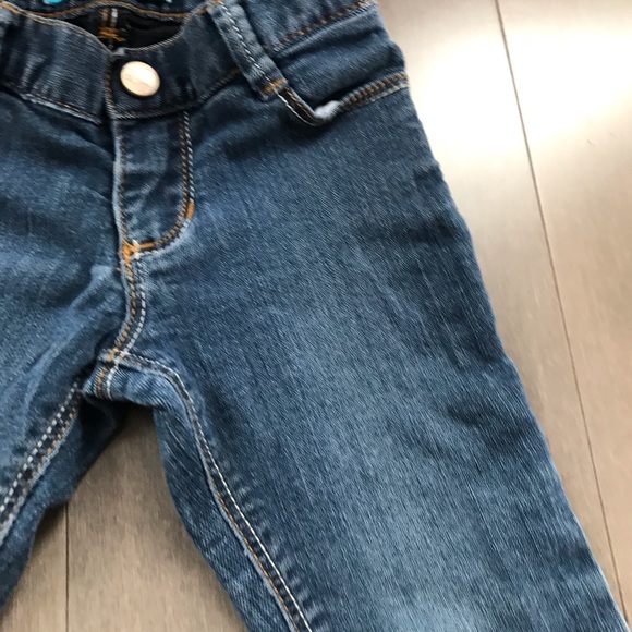 Old Navy skinny jeans💫 - Picture 3 of 5